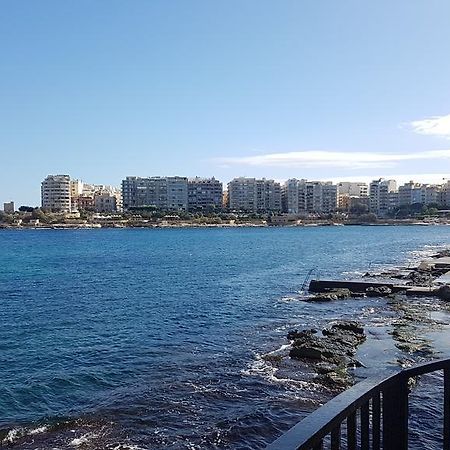 Spinola Seafront Apartment Сент Джулианс Экстерьер фото